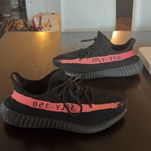 Yeezy 350 V2 Red